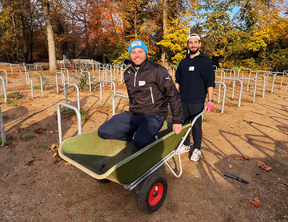 pilot Mitarbeiter beim pilot Social Day